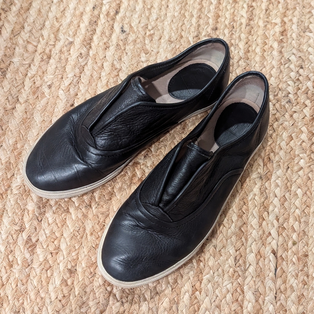 Frye Maya CVO Black Leather Slip-On Footwear